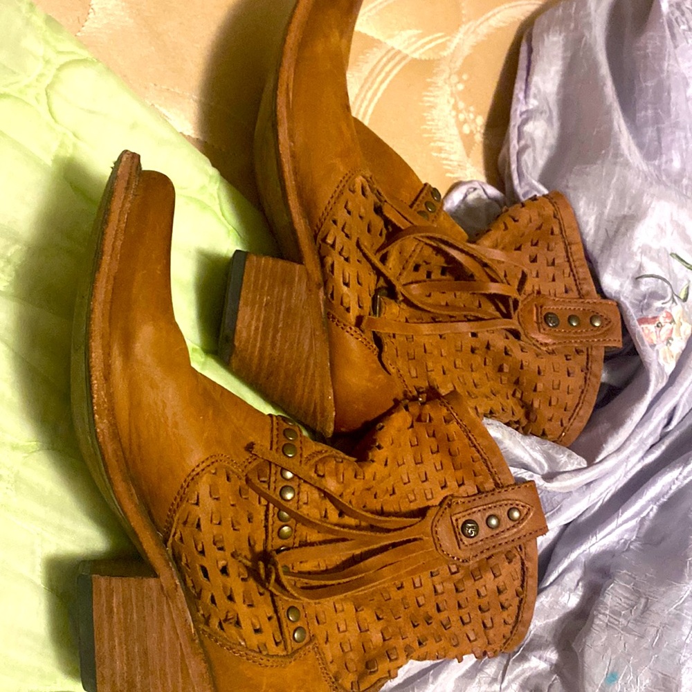 Liberty black real leather boots